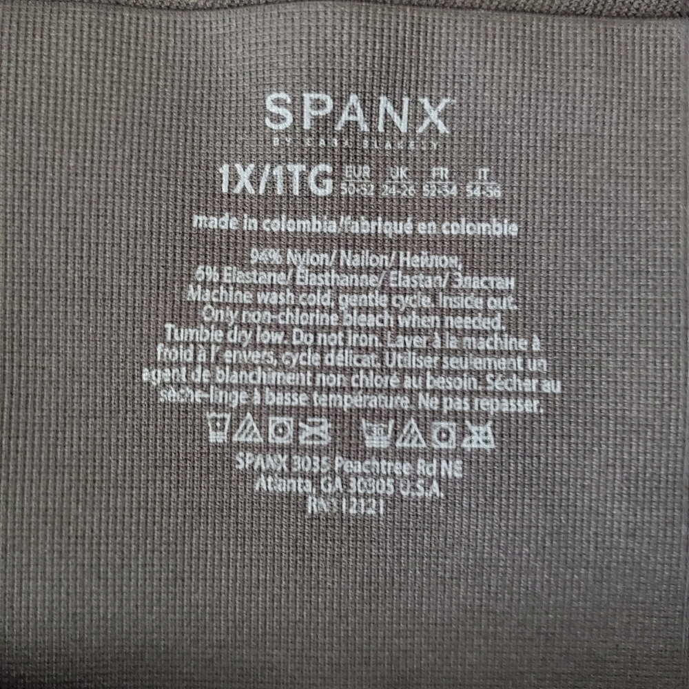 NWT Spanx High Waist Cropped Seamless Look At Me Now Leggings Black Plus Sz 1X - Picture 13 of 14